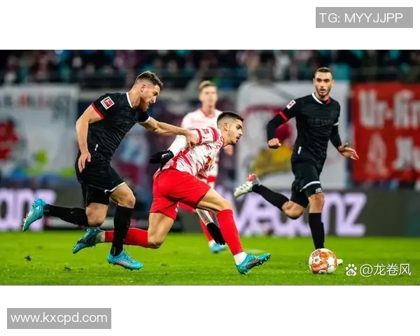 科隆德甲再失利!联赛中连续遭遇挫折,降级危机笼罩 科隆德甲再失利!联赛中连续遭遇挫折,降级危机笼罩