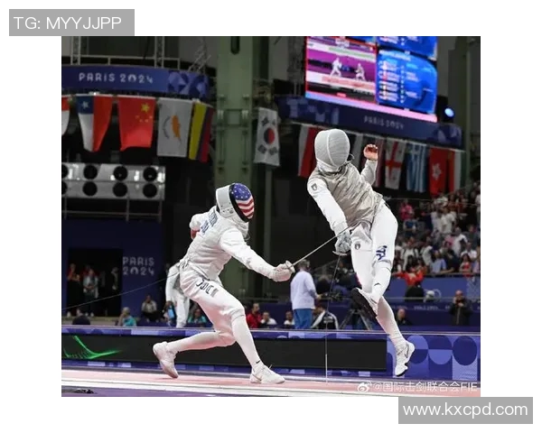 花剑决赛成绩揭晓各路选手精彩表现引发热议与关注 花剑决赛成绩揭晓各路选手精彩表现引发热议与关注